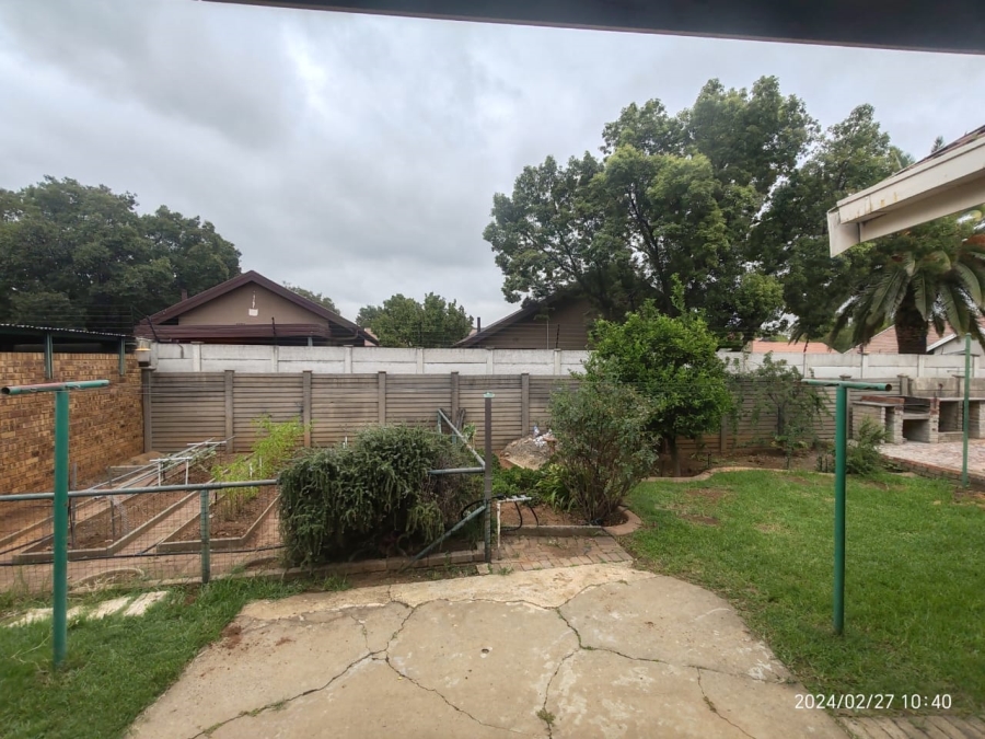 3 Bedroom Property for Sale in Vaalpark Free State